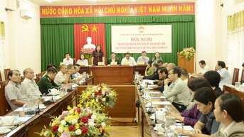ឧបនាយករដ្ឋមន្ត្រី Ho Duc Phoc បានជួបជាមួយអ្នកបោះឆ្នោតក្រោយសម័យប្រជុំលើកទី ៨ នៃរដ្ឋសភានីតិកាលទី ១៥។