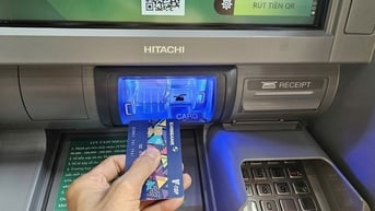 Cuối năm, coi chừng thủ đoạn đánh cắp thông tin thẻ khi rút tiền ở máy ATM