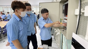 Có nên đưa cao đẳng trở lại trường đại học?