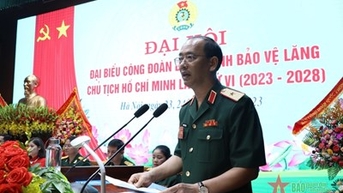 Tạo điều kiện thuận lợi để tổ chức công đoàn hoàn thành xuất sắc nhiệm vụ chính trị đặc biệt