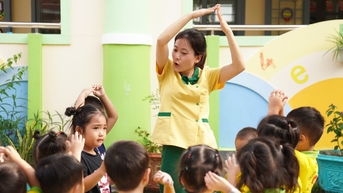 Lớp học ‘mặn chát’ giọt mồ hôi của gió biển