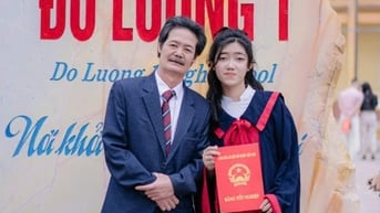 Thủ khoa vượt lên nghịch cảnh