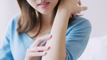 Ngứa đi ngứa lại một vùng da cảnh báo bệnh gì?