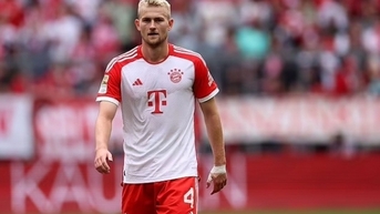 MU củng cố hàng phòng ngự, HLV Erik ten Hag hy vọng có Matthijs de Ligt