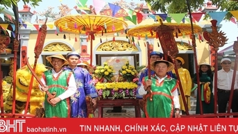 Đón nhận bằng xếp hạng di tích lịch sử