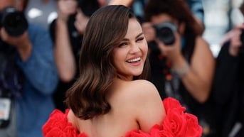 Selena Gomez là diễn viên xuất sắc tại Cannes, thoát mác 'bạn gái cũ Justin Bieber'