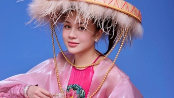 តារាចម្រៀង Vu Thuy Linh នាំយកតន្ត្រីប្រជាប្រិយទៅកាន់ HOZO 2024