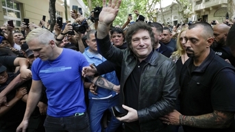 Javier Milei bất ngờ trở thành Tổng thống Argentina