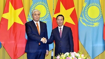 Thông cáo báo chí chung về kết quả chuyến thăm chính thức Việt Nam của Tổng thống Cộng hòa Kazakhstan