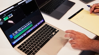 Tại sao MacBook Air vẫn 'mắc kẹt' với chip M2?