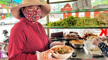 Bà chủ 10 năm… không ăn món mình nấu