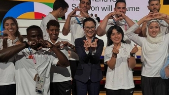 "Đả nữ châu Á" Dương Tử Quỳnh kêu gọi ủng hộ Đội tuyển Olympic người tị nạn