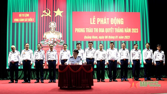 Các cơ quan, đơn vị trong toàn quân: Đẩy mạnh thi đua, tạo cao trào hành động cách mạng, hoàn thành tốt nhiệm vụ