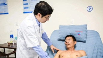 Đau bụng nhập viện, đến 1 ngày sau mới được mổ khi ruột thừa đã vỡ
