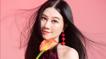 Nữ nghệ sĩ cải lương trẻ nhất được phong tặng NSND là ai?