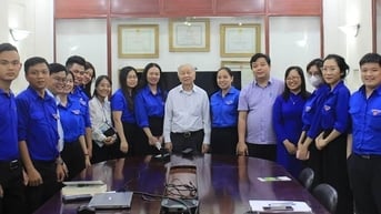 Tuổi trẻ với cuộc đấu tranh phản bác quan điểm sai trái, thù địch - Bài 3: Xây dựng bản lĩnh thanh niên trước thông tin xấu độc