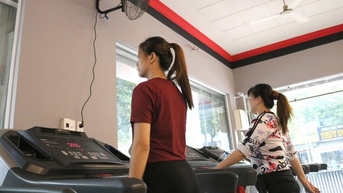 Năm cách làm giảm đau khớp háng tại nhà