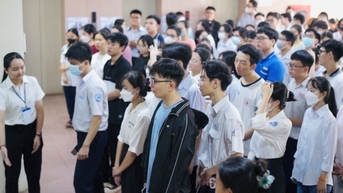 Thí sinh lo điểm chuẩn tăng vọt, đạt trên 28 điểm chưa trúng tuyển ngành sư phạm