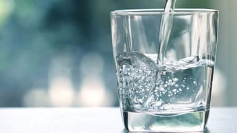Nước đun sôi nhiều lần có gây ung thư?