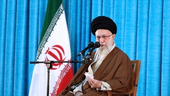Iran nói đến "rút lui chiến thuật", Mỹ cảnh giác cao độ và yêu cầu chứng minh bằng hành động
