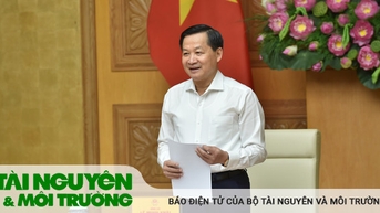 ឧបនាយករដ្ឋមន្ត្រី Le Minh Khai ធ្វើជាអធិបតីកិច្ចប្រជុំគណៈកម្មាធិការដឹកនាំគ្រប់គ្រងតម្លៃ។