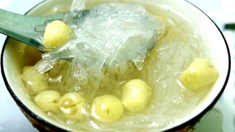 Chè Hiển Khánh 'mê thơ', hơn nửa thế kỷ làm mảnh ký ức thân thuộc của người Sài Gòn