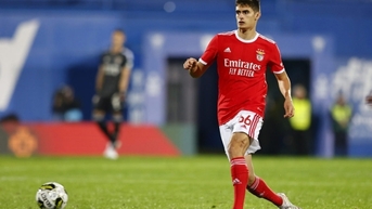 Tottenham tăng cường sức mạnh hàng thủ; Liverpool quan tâm Lois Openda; Arsenal và kế hoạch chiêu mộ Kylian Mbappe