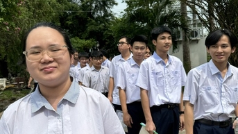 Phụ huynh cũng đoán trúng 'Đất Nước' vào đề thi tốt nghiệp THPT