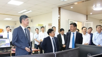 Tích cực tham gia chuyển đổi năng lượng xanh, giao thông xanh