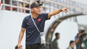 គ្រូ​បង្វឹក​ជប៉ុន៖ ស្ត្រី​វៀតណាម​ខ្សោយ​បច្ចេកទេស មិន​មែន​កម្លាំង​កាយ