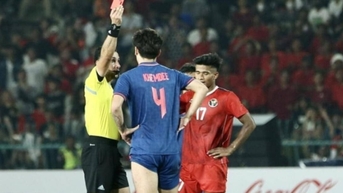 Trận chung kết có 7 thẻ đỏ ở Sea Games 32 lập kỷ lục khủng