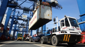Thấy gì qua Báo cáo Logistics Việt Nam 2024?
