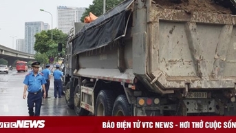 Xe chở vật liệu làm rơi vãi ra đường bị phạt bao nhiêu tiền?