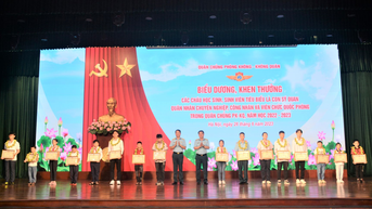 Quân chủng Phòng không - Không quân biểu dương, khen thưởng học sinh, sinh viên tiêu biểu