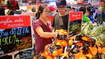 TP Hồ Chí Minh: Doanh nghiệp đẩy mạnh giảm giá kích cầu sức mua dịp cuối năm