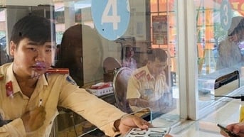 Có phải hộ khẩu ở đâu thì đăng ký xe ở đó?