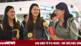 Sân bay Tân Sơn Nhất rộn ràng đón trăm nghìn khách ngày đầu năm mới 2024