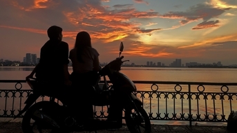 48 giờ ở Hà Nội