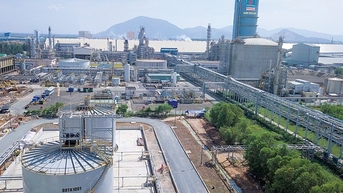 PetroVietnam Fertilizer는 "안전"이라는 단어에 대한 사명을 수행합니다.