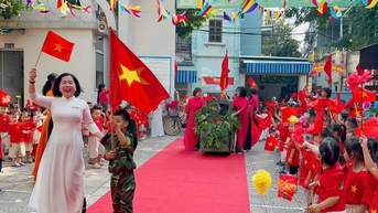 Sôi nổi hoạt động trong trường học nhân kỷ niệm Ngày Giải phóng Thủ đô