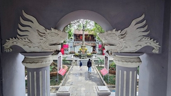 Ngoài tượng đài vua Lý Thái Tổ còn có một tượng đài vua Lê bên hồ Gươm không phải ai cũng biết