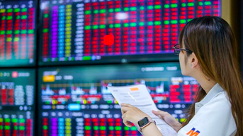 VN-Index chịu lực xả mạnh, rơi tự do 20 điểm