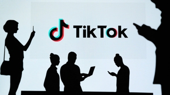 TikTok cắt giảm hàng trăm việc làm để thay bằng AI