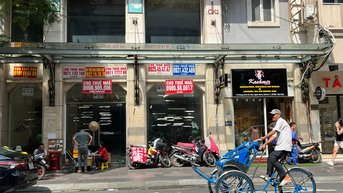 Du khách tăng cao, sao mặt bằng trung tâm Sài Gòn vẫn ế?