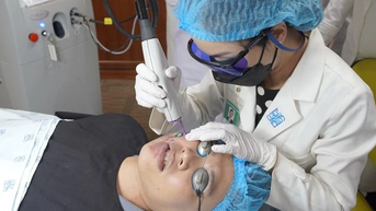 Triển khai hệ thống Vbeam Perfecta hiện đại trong điều trị u mạch máu, bớt đỏ...