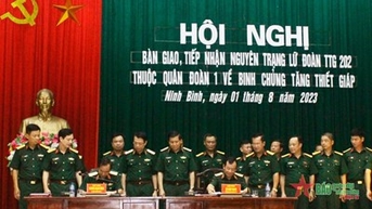 Hội nghị bàn giao, tiếp nhận Lữ đoàn Tăng thiết giáp 202 thuộc Quân đoàn 1 về  Binh chủng Tăng thiết giáp