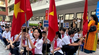 Bỏ ban đại diện cha mẹ học sinh có dẹp được lạm thu?