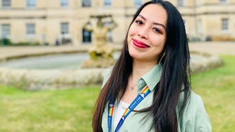 Cô gái Việt và hành trình từ thực tập sinh không lương tới đại học Oxford