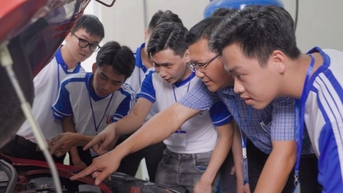 Tốt nghiệp THCS đi học nghề được hỗ trợ học phí ra sao?