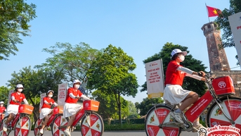 Hành trình đạp xe quảng bá di sản Hà Nội